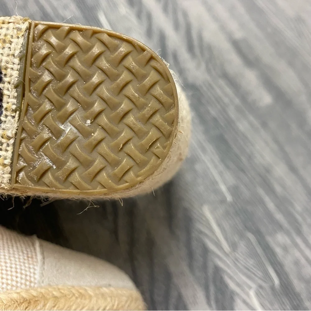 TOMS Desert Wedge Whisper Burlap Suede Espadrille Booties